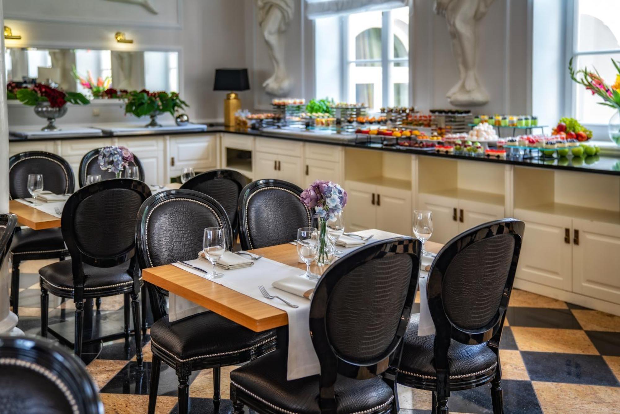 Krubki Hotel Palac Alexandrinum מראה חיצוני תמונה
